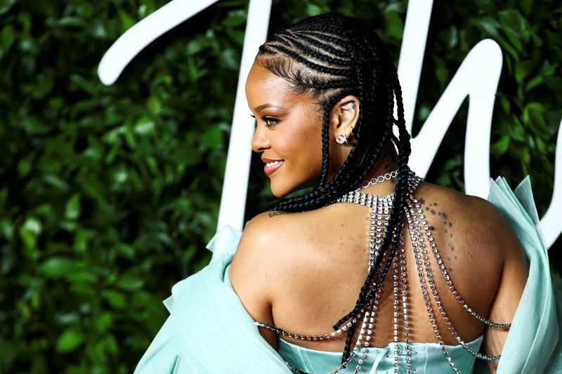 Rihanna to perform at Super Bowl halftime show in Arizona