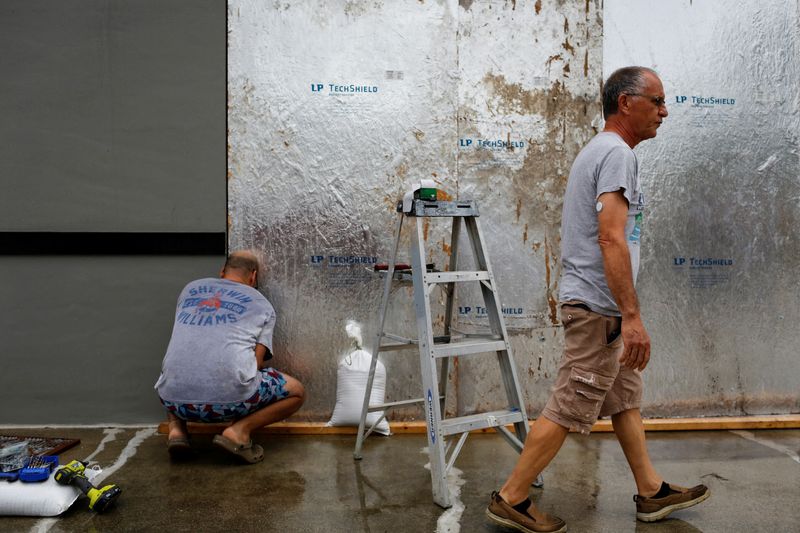 Biden speaks with Florida Governor DeSantis about Hurricane Ian