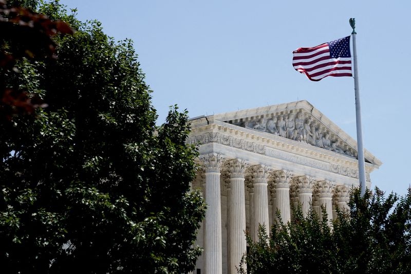 U.S. Supreme Court to continue audio live stream of arguments