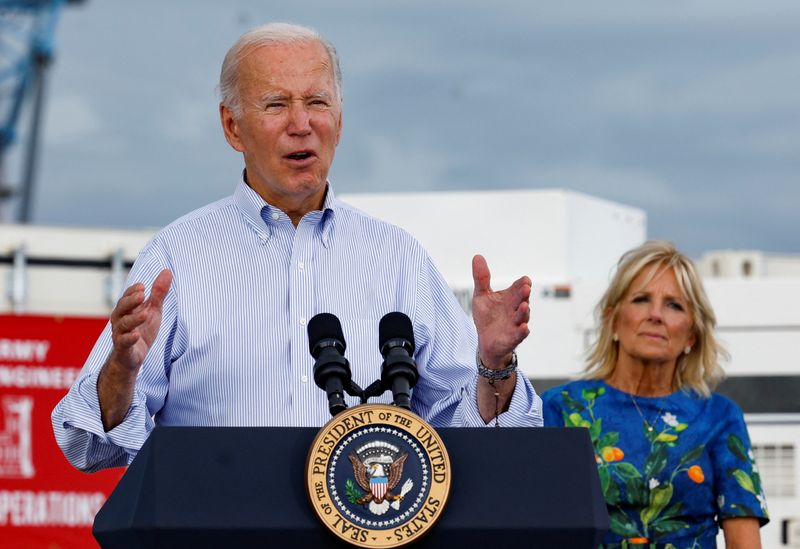 U.S. lawmakers criticize Biden administration Puerto Rico fuel waiver