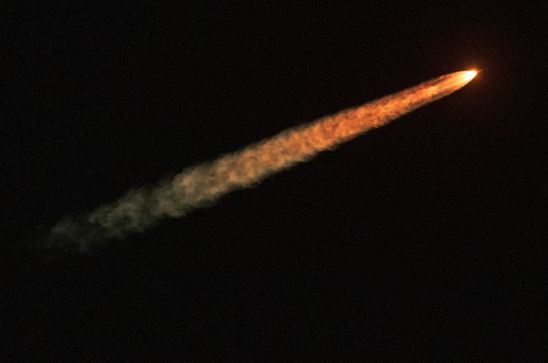 NASA's Artemis moon rocket's main fuel tanks filled for debut launch