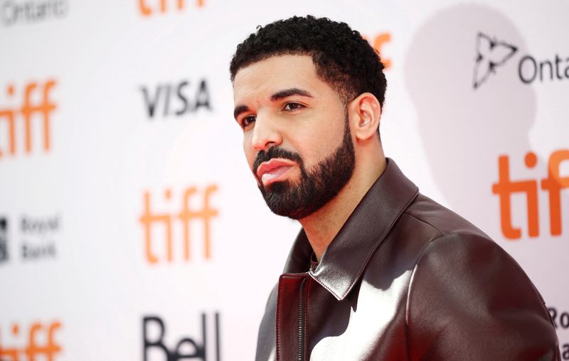 Drake, 21 Savage agree not to use 'Vogue' trademarks to promote No. 1 album