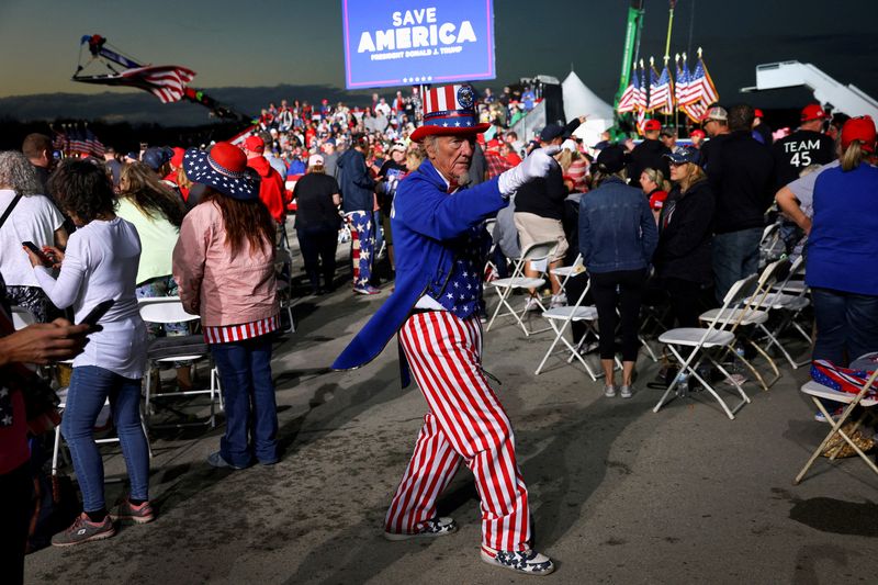 Analysis: As Republicans look to 2024, jockeying to take on Trump begins