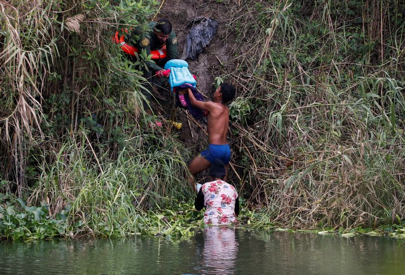 Frustration among migrants at U.S.-Mexico border as COVID restrictions remain