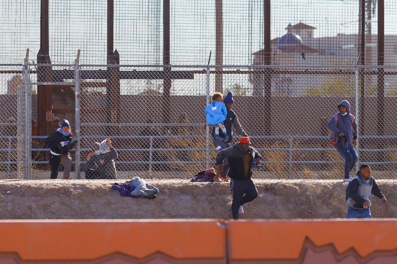 ‘Brace For F*cking Impact’: Border Agents Are Being Told Very Little To Prepare For The End Of A Major Trump-Era Order