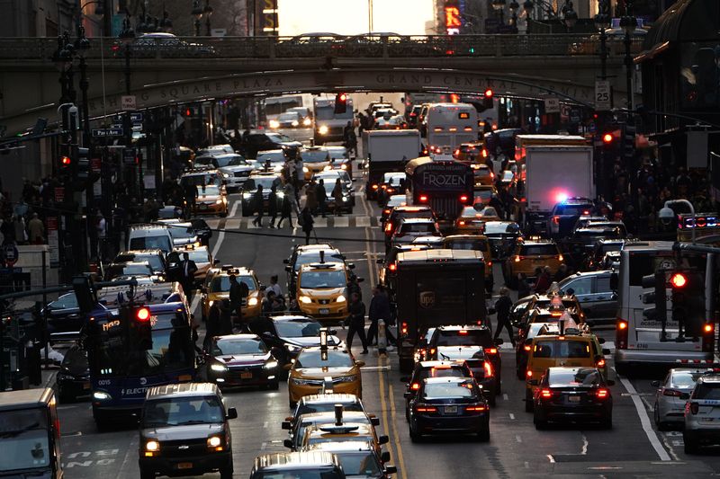 U.S. traffic deaths in 2021 jump to highest number since 2005