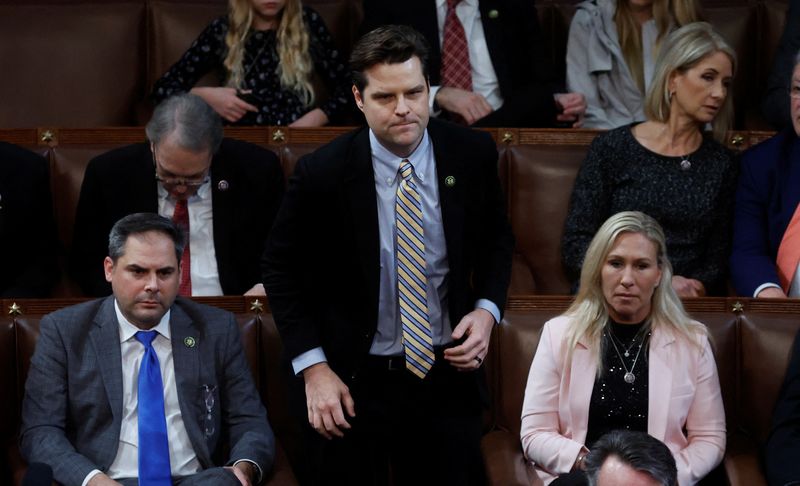 As U.S. House speaker fight drags on, Republican holdout votes for Trump
