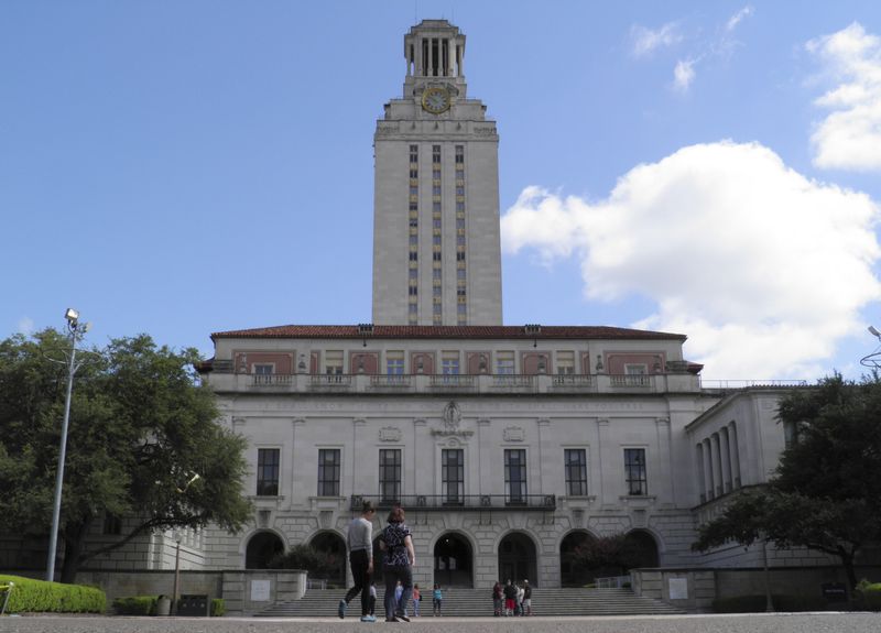 Texas medical schools accused of bias against white, Asian men