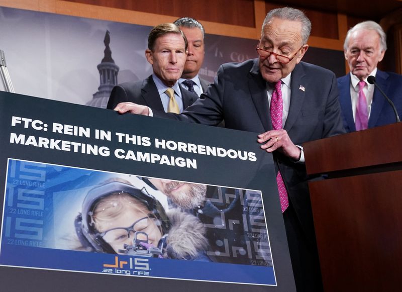 U.S. Senate Democrats call for probe into 'JR-15' child-size rifle