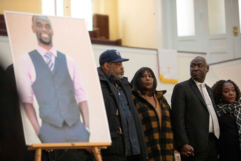 Tyre Nichols' death must galvanize efforts to reform police: family attorney