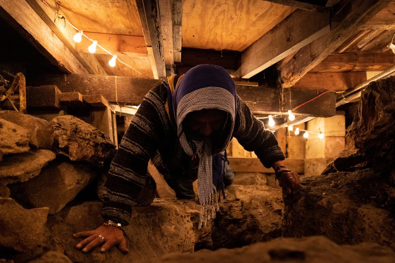As Miami high-rises loom over financial district, local resident digs in