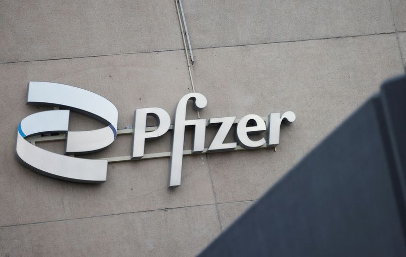 U.S. FDA panel votes for Pfizer's RSV vaccine