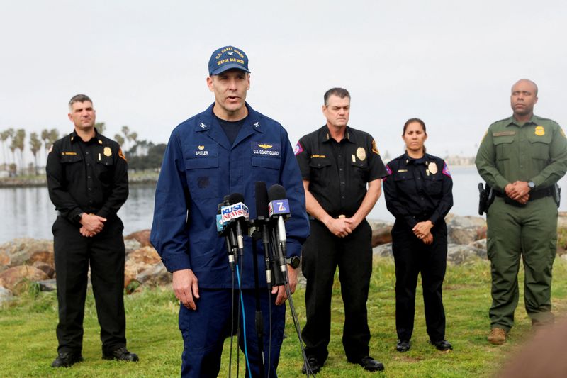 Eight dead after two migrant boats capsize near San Diego