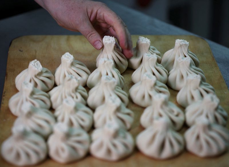 When it's dumpling-eatin' time in Georgia..