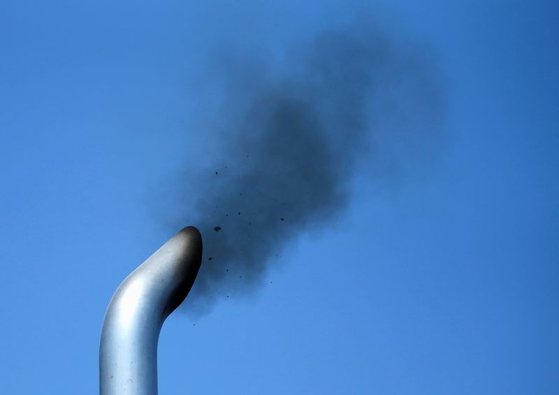Biden vetoes bill that would negate EPA heavy truck pollution cuts