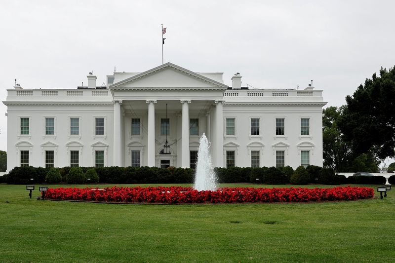 White House Pres Sec Caught in lie about timeline around bag of Cocaine