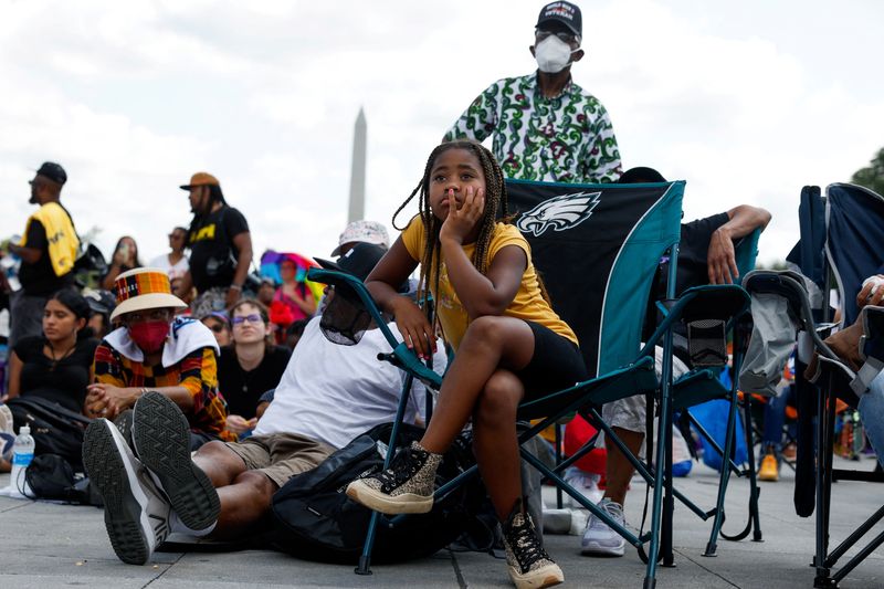 Sixty years after King's 'dream' speech, thousands gather in Washington