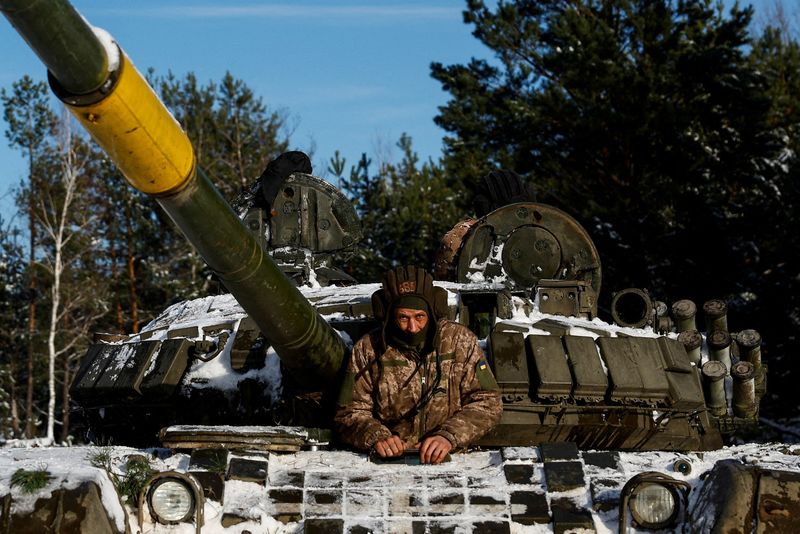 White House to intensify push for Ukraine aid and border security deal