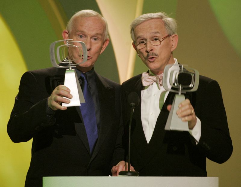 Tom Smothers, half of American comedy duo the Smothers Brothers, dies at 86