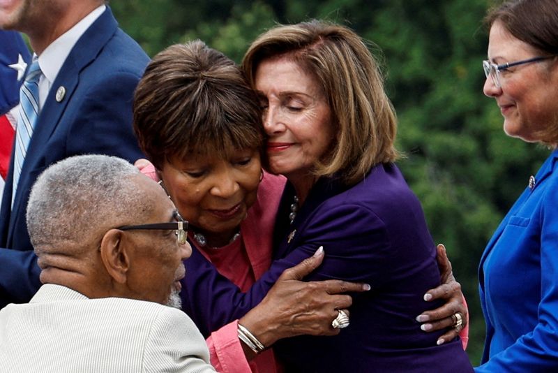 Eddie Bernice Johnson, trailblazing former US Representative, dies at 88