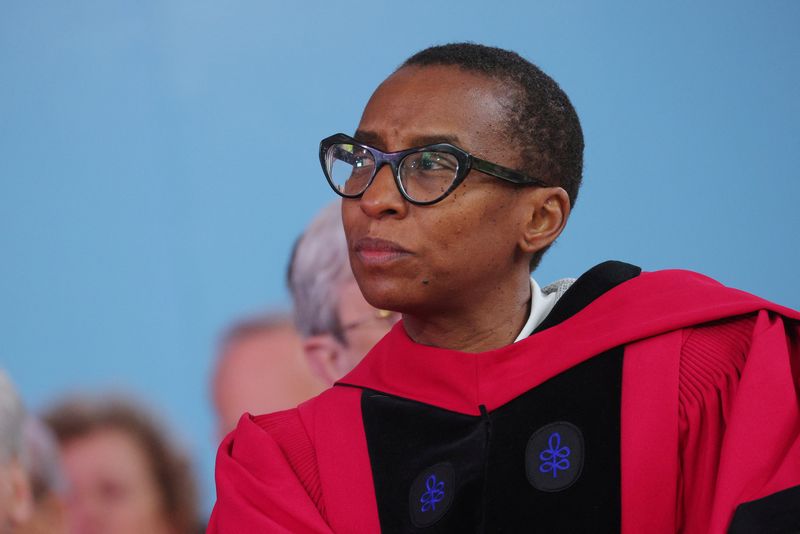 Harvard President Gay resigns after rocky testimony, plagiarism allegations