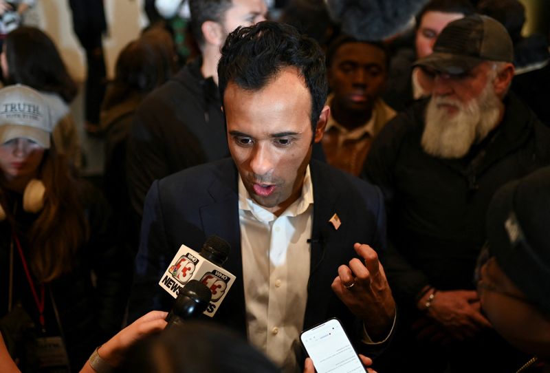 Entrepreneur Ramaswamy drops out of White House race, endorses Trump