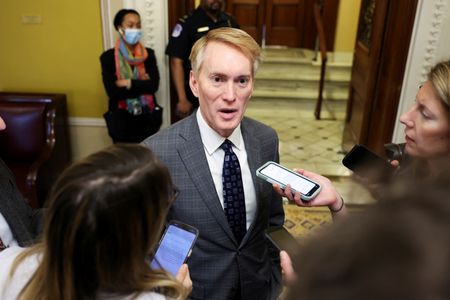 US Senate Republicans mull border deal, House counterparts urge rejection