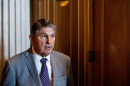 Manchin announces he won't run for president