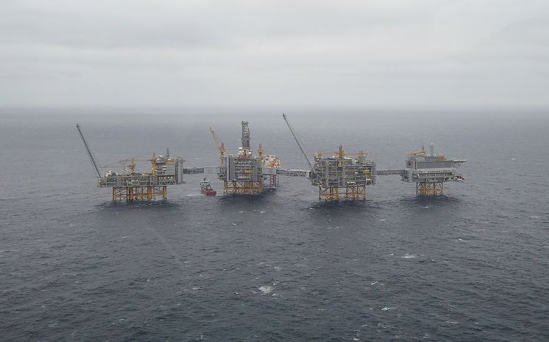Norway's oil firms hike 2022 investment plans