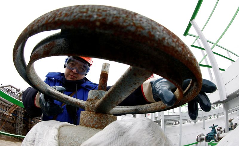 Russia's Urals oil at biggest discount to benchmark for 2 years, traders say