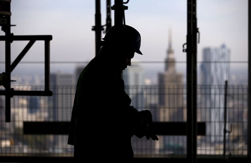 Poland's unemployment rate rises to 5.5% in January