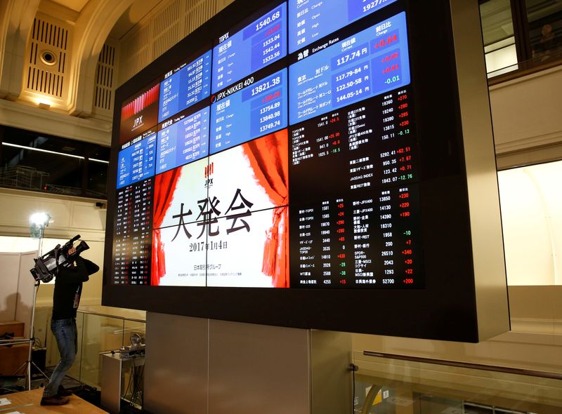 Japanese investors net sellers of foreign bonds in May