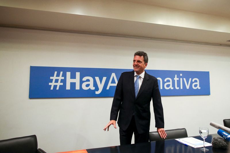 Argentina 'superministry' launch lifts bonds, but uncertainty lingers