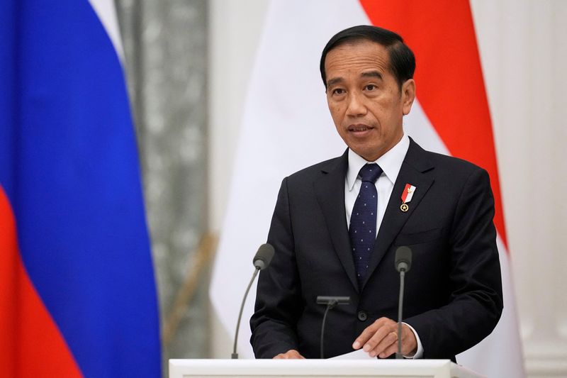 Indonesia calculating cost of keeping fuel prices unchanged - president