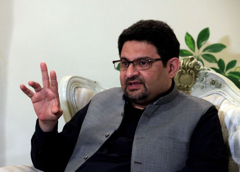 Pakistan lifts luxury goods import ban, to impose heavy duties