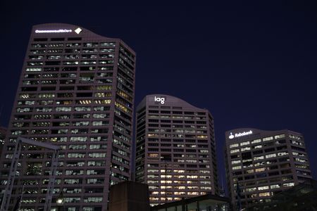 Robust commodity prices helps narrow Australia's budget deficit