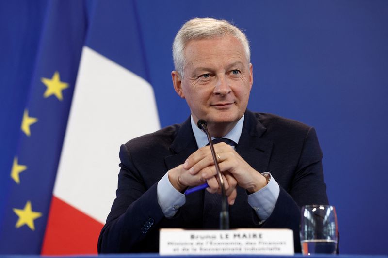 France says inflation control is the main priority for 2023 budget