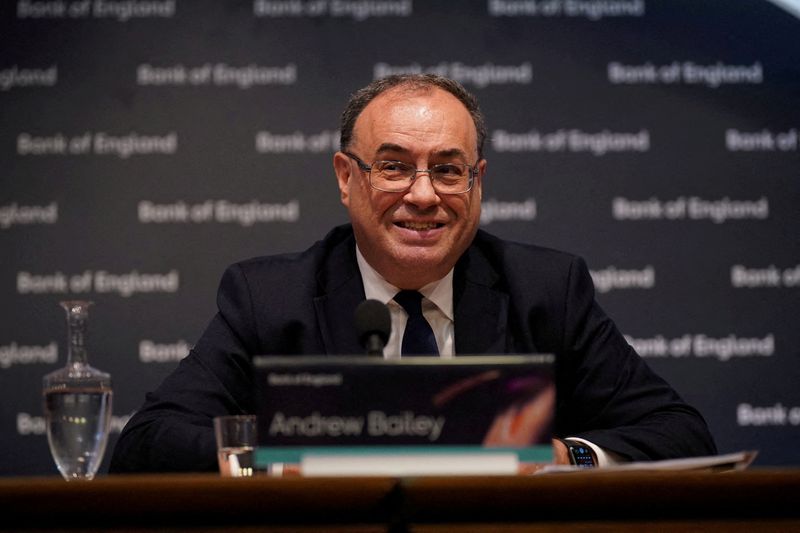 Analysis - Turbulent UK bond market may force BoE's hand again