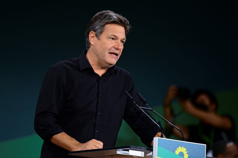 Germany aiming to cushion recession without fuelling inflation -Habeck