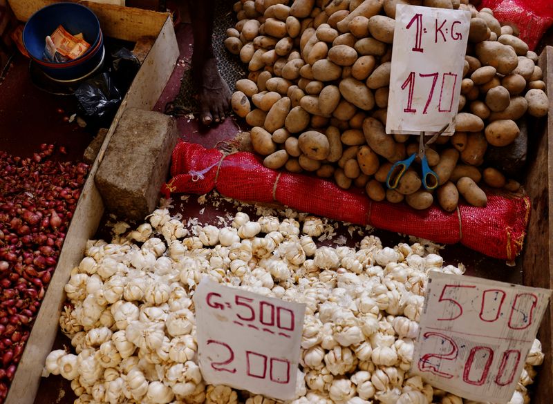Sri Lanka consumer inflation hits record 73.7% in September