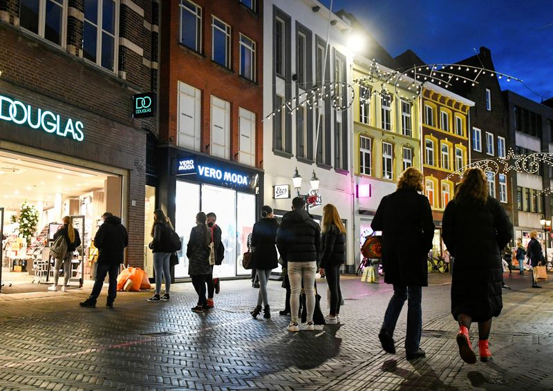 Dutch economy shrank 0.2% in Q3 as inflation bites