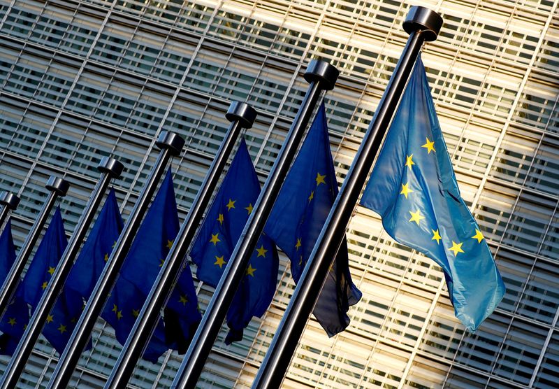 EU leaders to weigh joint investment plan at summit - French official