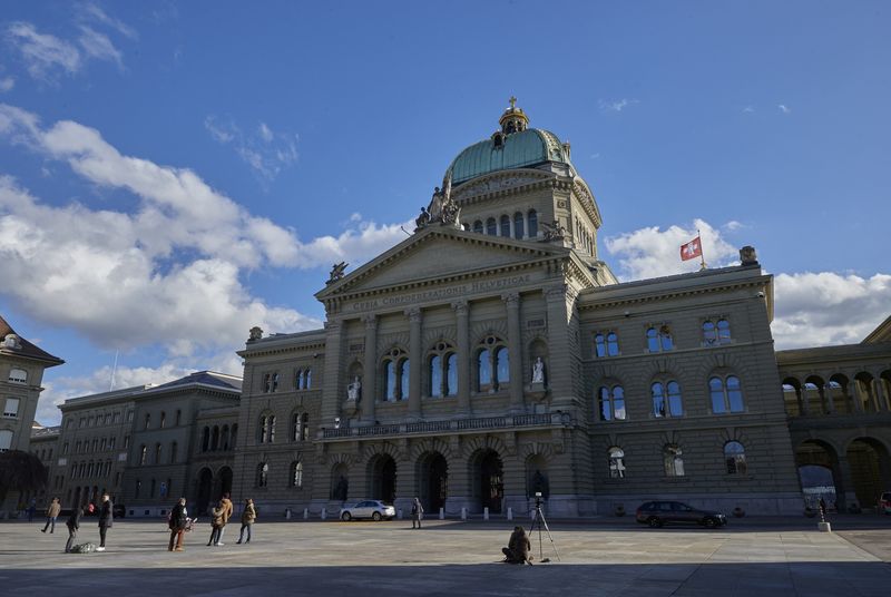 Neutral Swiss adopt more EU sanctions against Russia