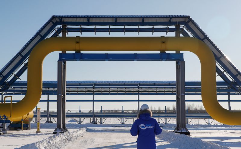 Russia's gas supply to Europe at risk as rouble deadline nears