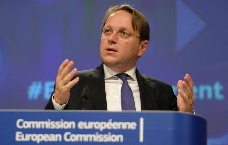 EU to lend Tunisia 450 million euros and pledges investment