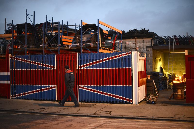 UK manufacturing growth hits 13-month low in March - PMI