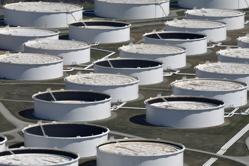 U.S. crude stockpiles slump as export surge to more than 2-yr high - EIA