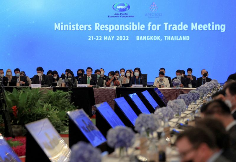 U.S., 6 others say they support APEC after Russian invasion protest