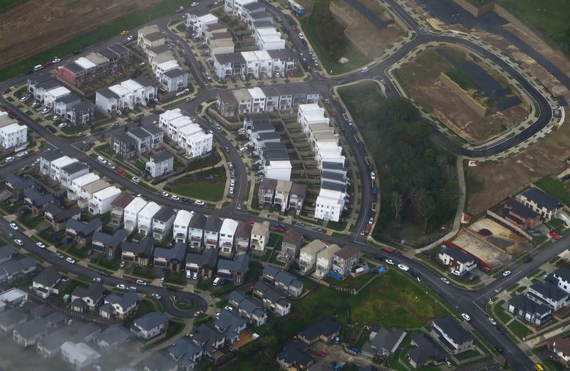 New Zealand house prices to sink 9.0% this year, another 2% in 2023: Reuters poll