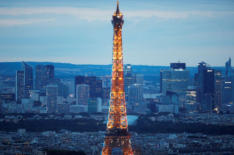 France's manufacturing sector shrinks in Feb as export demand weakens -PMI